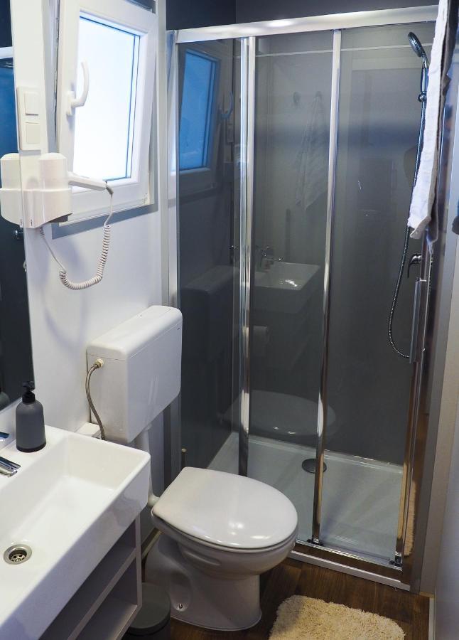 פאז'אנה Lux Camp - Mobile Homes In Bi Village מראה חיצוני תמונה